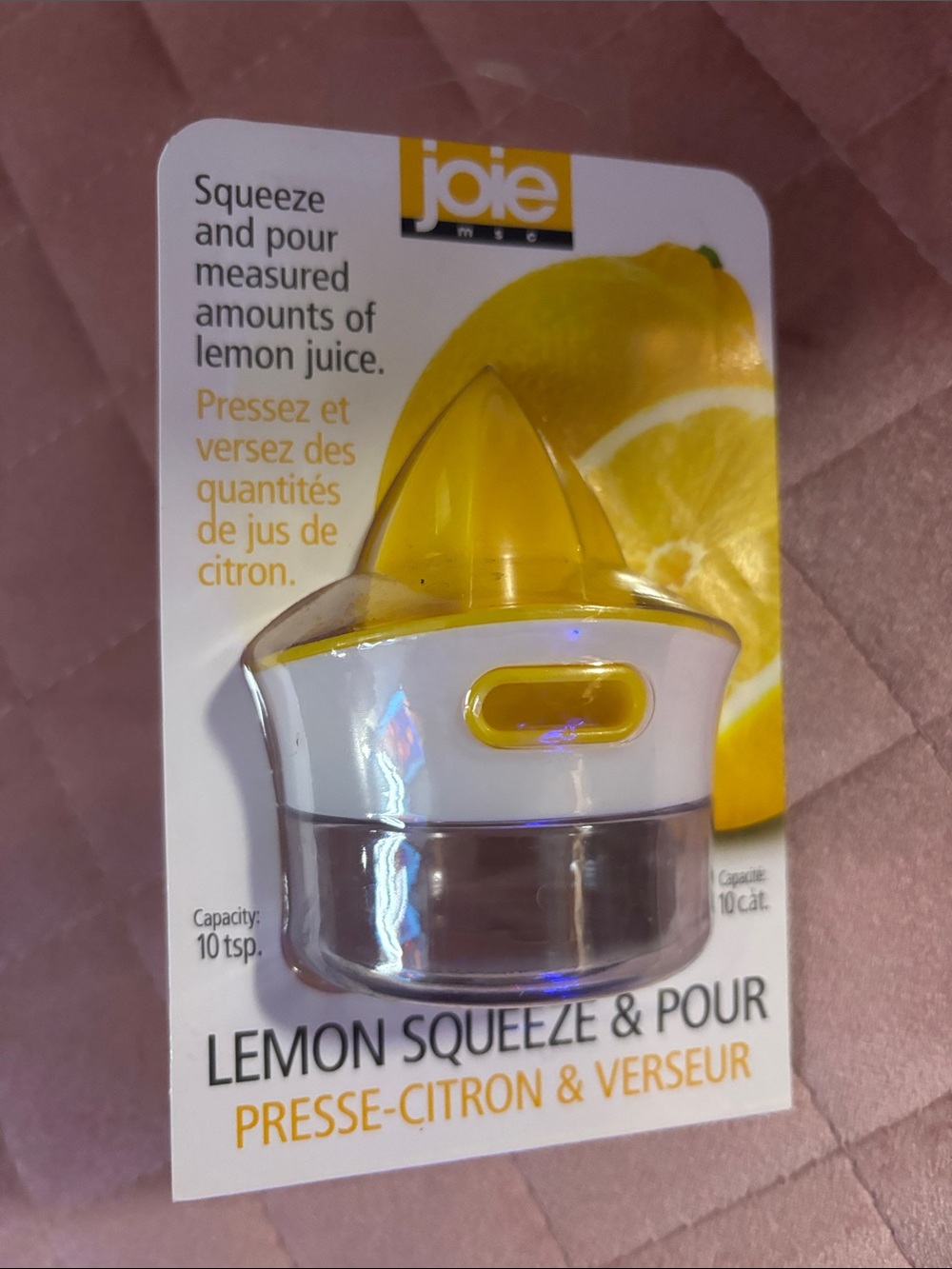 Joie Lemon Squeezer & Pour